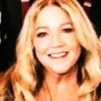 Julie Ranson's Instagram, Twitter & Facebook