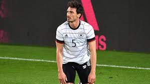 €12.00m * dec 16, 1988 in bergisch gladbach, germany Dfb Mats Hummels Fehlt Beim Training England Legionare Dabei Kicker