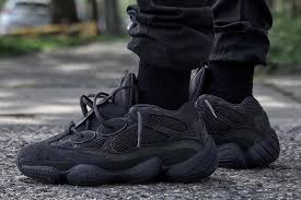 Adidas yeezy boost 350 v2 beluga 2.0 grey bold orange dgh solid grey (b37572) online sale Here S How Instagram Is Wearing The Yeezy 500 Utility Black