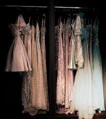 A Closet Full Of Glitter Yes Fashion Pretty Dresses Style Inspiration