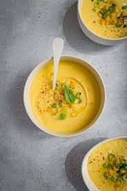 Gaspacho Au Mais Et Tomates Jaunes Soupe Froide Recette En 2020 Tomate Jaune Recettes De Cuisine Alimentation