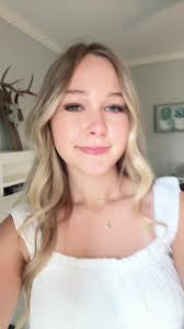 maddie!! (@madison..naylor)