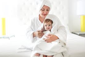 It's easier if someone else holds your baby while you get in and out of the bath. 19 535 Baby Bath Care Photos Free Royalty Free Stock Photos From Dreamstime