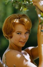 Juliet PROWSE : Biography and movies
