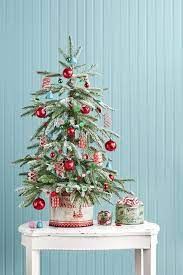 I hope that these christmas ideas will inspire some of your own fresh thoughts. 90 Diy Christmas Decorations Easy Christmas Decorating Ideas