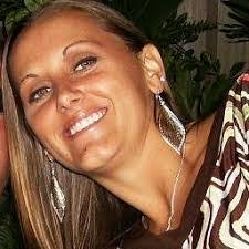 Sabrina Sanderson's Instagram, Twitter & Facebook