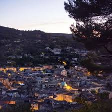 Epingle Sur Provence