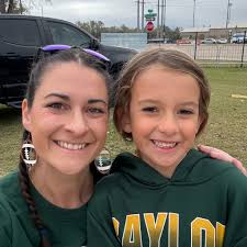 Kristen Littlefield updated her profile picture.