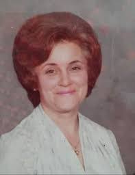 Myrtle Lee's Instagram, Twitter & Facebook