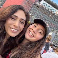 Bernardo Feliciano's Instagram, Twitter & Facebook