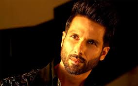Shahid Kapoor says he will not be doing “only complex roles”; asserts, “If  I keep repeating myself in that zone, it will become cliché” : Bollywood  News - Bollywood Hungama