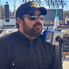 Music tracks, songs, playlists tagged motores