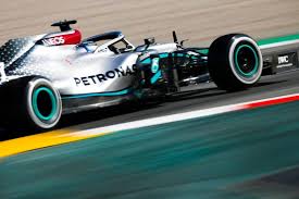Six months later, the wheel is finished as massimo has. Mercedes With Brilliant Steering Wheel Trick F1 Insider Com
