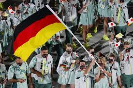 „die kleidung ist funktional und. Deutschlands Olympia Kleidung Von Adidas Sorgt Fur Kritik