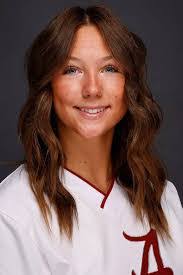 Geraldine Stack's Instagram, Twitter & Facebook