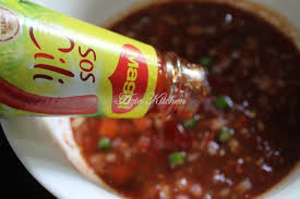 Ada juga orang yang meletakkan daun kesum yang dihiris hiris, pun jom layan resepi mudah tetapi sangat sedap dan bertindak sebagai lauk penyelamat kalau rasa malas nak memasak atau malas nak keluar makan. Air Asam Pencicah Yang Sangat Sedap Azie Kitchen