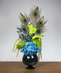 Decoration Bleu Canard Vase Avec Bouquet Floral Arrangements Peacock Decor Floral Centerpieces