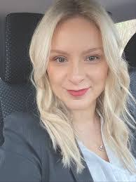 Jennifer Lamson's Instagram, Twitter & Facebook