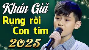 XIẾC KUNGFU NẰM TRÊN MIỂNG CHAI 3 NGƯỜI 200KG ĐỨNG LÊN LÊN BỤNG