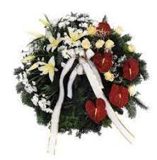 3034 lefevre dr, brookings, sd. Flowers On Main Wreath Brookings Sd 57006 Ftd Florist Flower And Gift Delivery