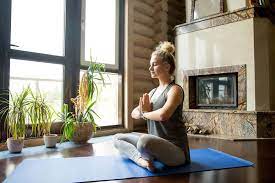 And a ballet bar against mirrors would be wonderful! 38 Inspiring Yoga Studio Design Ideas And Tips Photos
