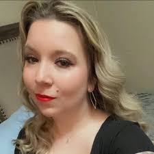 Do Florida residents need to accompany ticket holders?