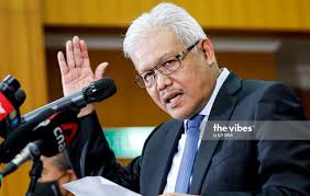 Dr m, four others had their membership automatically nullified. Pejuang Submits Appeal To Home Minister Over Ros Rejection Malaysia The Vibes