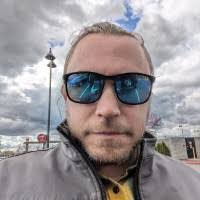 Eric Husmann's Instagram, Twitter & Facebook