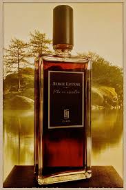 Serge Lutens Fille En Aiguilles Edp Starts In A Deep Dark Resinous Smoky Pine And Fir Forest With A Hint Of Spices Eau De Parfum Parfum Parfum De France
