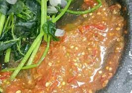 Sambal terasi mentah' paling enak. Recipe Tasty Sambal Terasi Mentah Buah Strawberry Mix Tomat Ijo