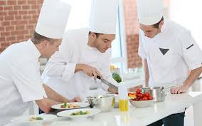 Conviértete en un experto en gastronomía con formaciones profesionales 100% presencial. Curso A Distancia Online De Jefe De Cocina Avalado Por La Urjc Aprendum