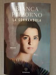 Titolo: La sorella perduta-Le Sette Sorelle Autrice: Lucinda Riley  🔴Allerta spoiler!🔴 Terminato il settimo capitolo della saga. Molto bello!  Bello il fatto di raccontare da più punti di vista, nei vari paesi.