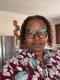 Hello, beautiful people! This month marks my four-year loc anniversary, and  I couldn't be more thrilled with this journey. I've loved every bit of the  process, and looking back, my only regret