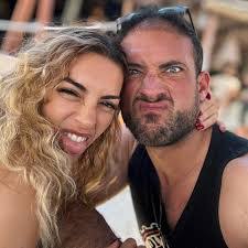 Chris Olivia's Instagram, Twitter & Facebook