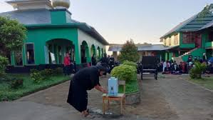 Malam Ini Jemaah An Nadzir di Gowa Salat Tarawih Perdana, Besok Mulai Puasa