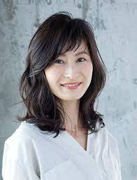 30代 40代から輝く 大人のためのヘアカタログ 田中 衛 大人ショートバング 40代 ヘアスタイル セミロング セミロング パーマ 40代 ヘアスタイル