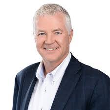 Jeffrey Slocum's Instagram, Twitter & Facebook