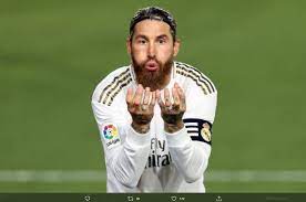 Pisah Dengan Real Madrid Sergio Ramos Dikontrak Psg Hingga 2023 Bolasport Com