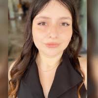 20+ perfiles de «Abril Nieto»