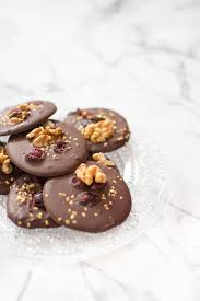 Mendiants Chocolat Noir Whisky Cranberries Recette De Noel Recette Mendiant Chocolat Chocolat Recette Entremet