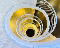 Of retail space and 7,715 sq.m. Rundes Treppenhaus Im Disch Haus In Koln Creative Commons Bilder