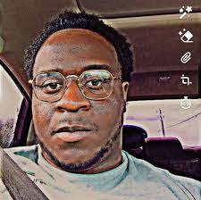 Deon Carter's Instagram, Twitter & Facebook