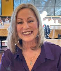 Kathy Lewallen's Instagram, Twitter & Facebook