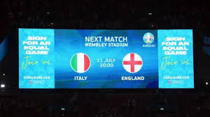Στο «γουέμπλεϊ» για τον τελικό του euro 2020 με την αγγλία (11/7, 22:00) βρίσκεται εδώ και λίγη ώρα η αποστολή της ιταλίας. V7cf0ias Lygm