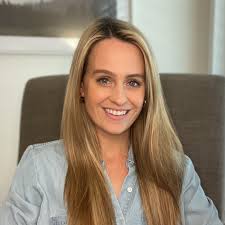 Gwen Grigsby's Instagram, Twitter & Facebook