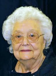 Betty Downey's Instagram, Twitter & Facebook