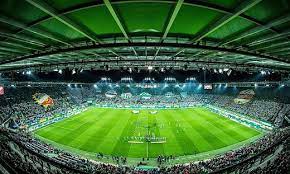 Titelverteidiger salzburg trifft auf hertha wels. Rapid Wien Austria Wien Banner Im Reichskriegsflaggen Design Bei Derby Zu Sehen Kleinezeitung At