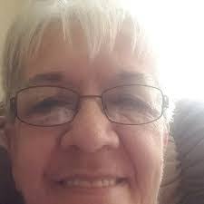 Karen Earlywine's Instagram, Twitter & Facebook