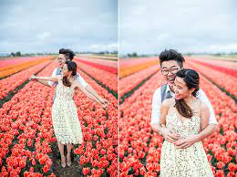 Overseas Pre Wedding Shoot In Europe Pre Wedding Photography In The Flower Gardens Near Amsterdam B Amsterdam Wedding Flower Photoshoot Prewedding Photography