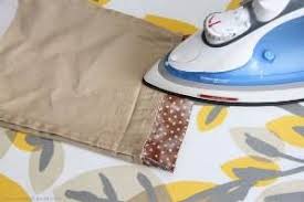 Selesai ganti baju ayah segera makan bersama denganku. 20 Inspirasi Menyiasati Baju Kependekan Poppy Rock